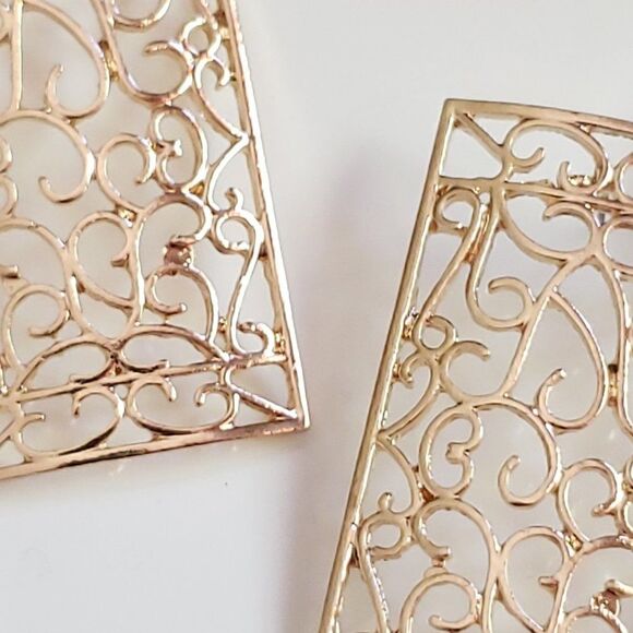 New! Anthro Gold Lattice Earrings - Picture 4 of 12